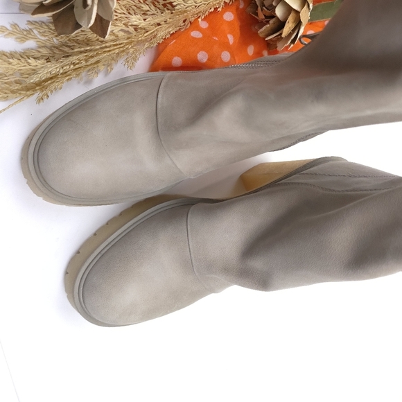 Free People Stylish Grey Beige Platform Boots Sz 38½ - Picture 10 of 16